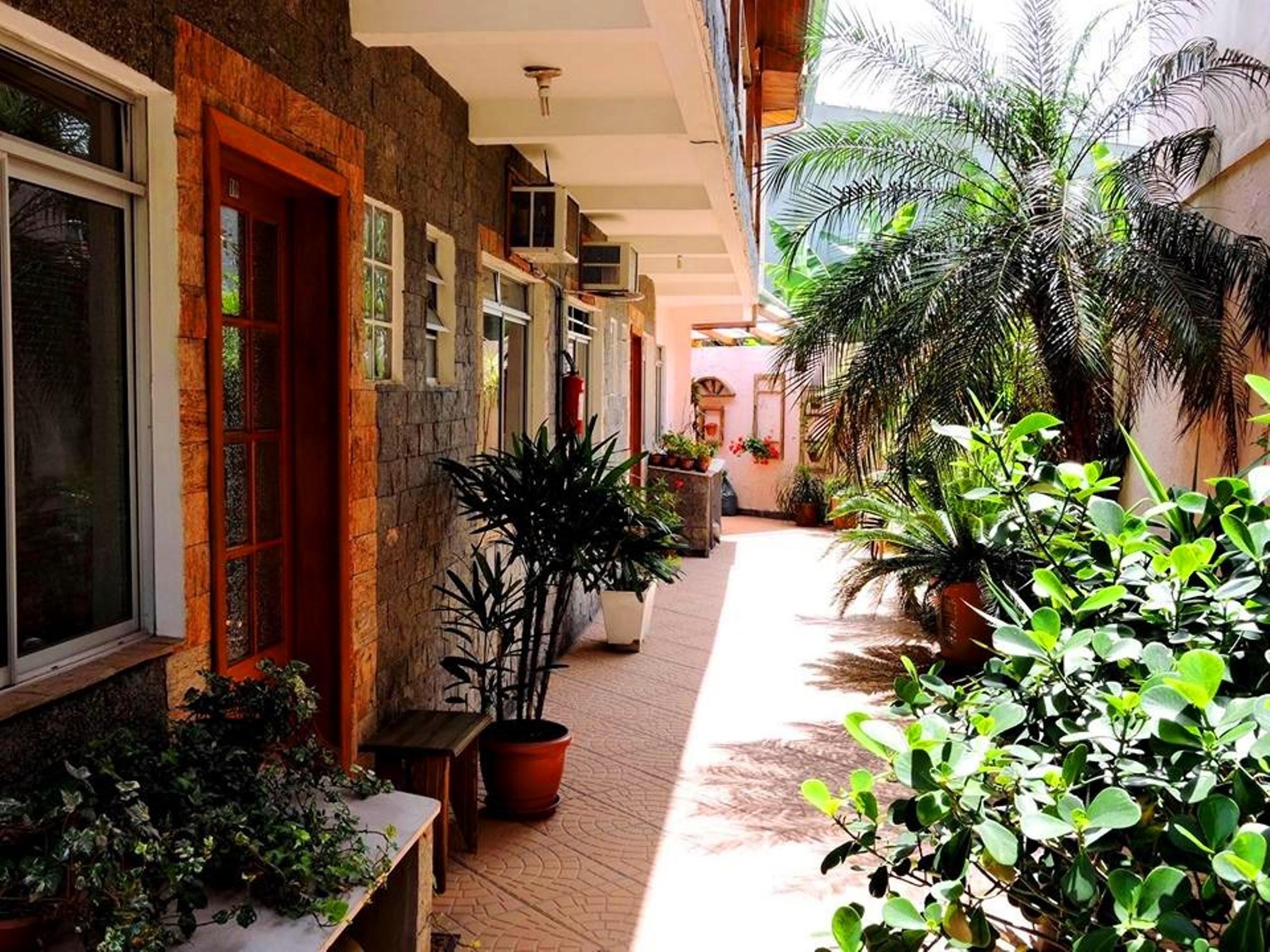 Pedra Rosa Inn 2*
